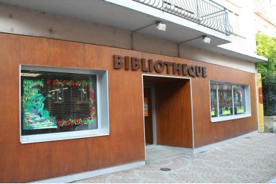 La Bibliothèque 001